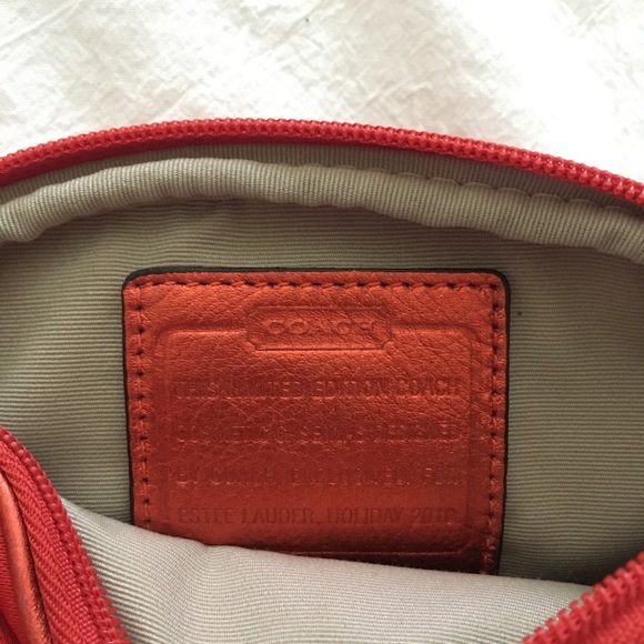 coach x estée lauder cosmetic bag - Picture 3 of 4